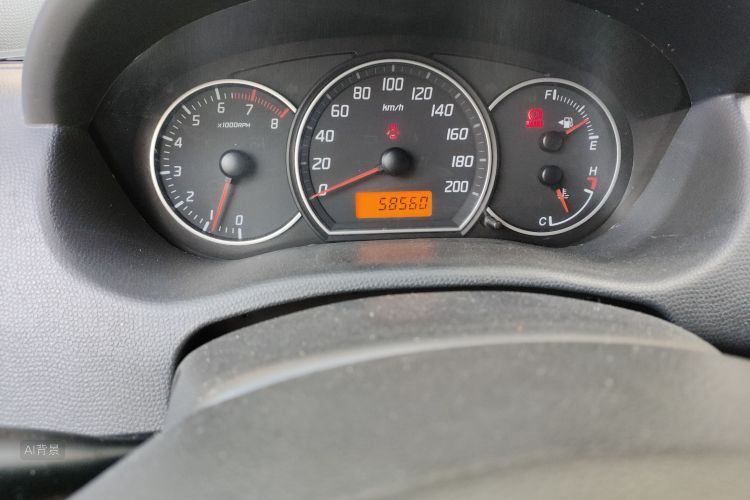 Suzuki Swift 2015 car image #14