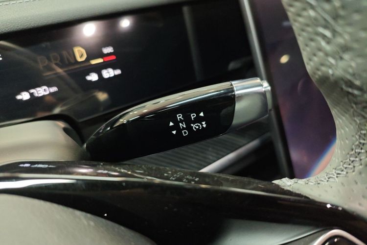 哪吒汽车 哪吒S猎装 2025 汽车图片 #14