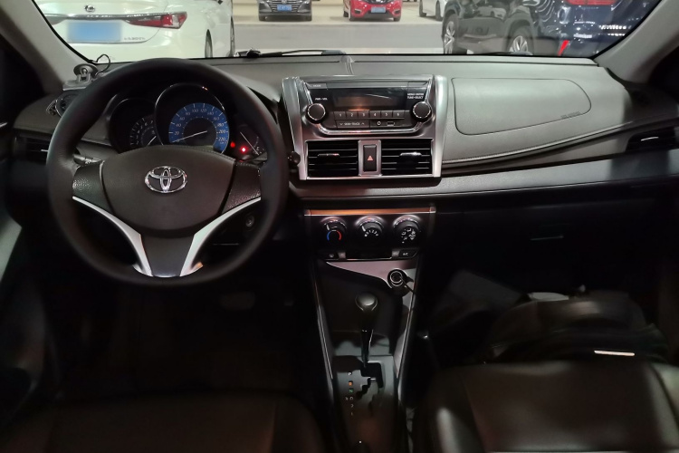Toyota Yaris L Zhixuan 2015 imagem de carro #14