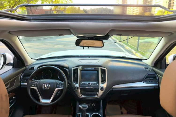 Changan CS95 2017 car image #14