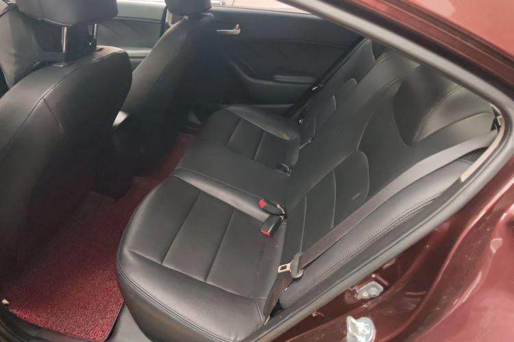 Kia K3 2016 car image #14