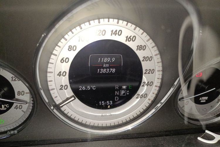 Mercedes-Benz GLK Class 2013 car image #14