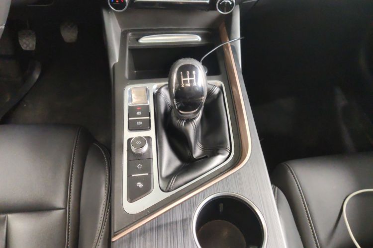 Chery Arrizo 5 Plus 2021 immagine di auto #14