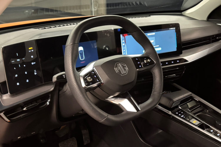 MG ONE 2023 car image #14