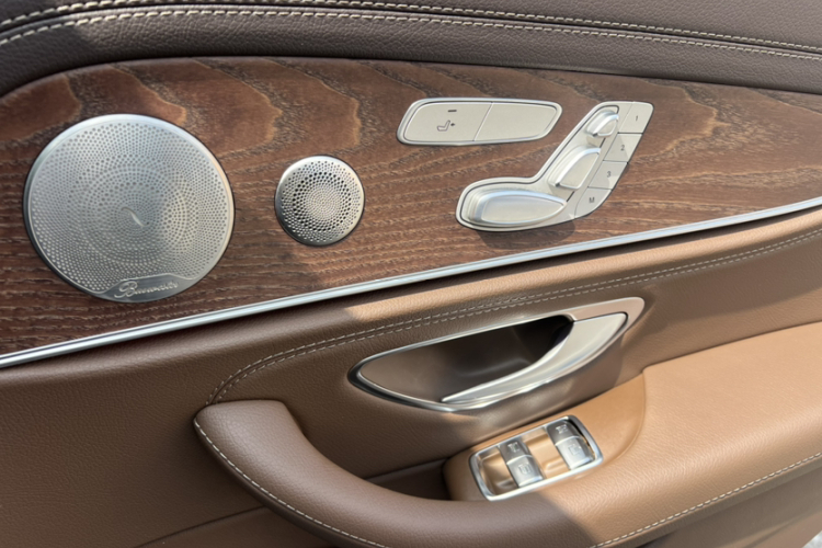 Honda E Class 2023 #14 Honda E Class 2023 car image #14