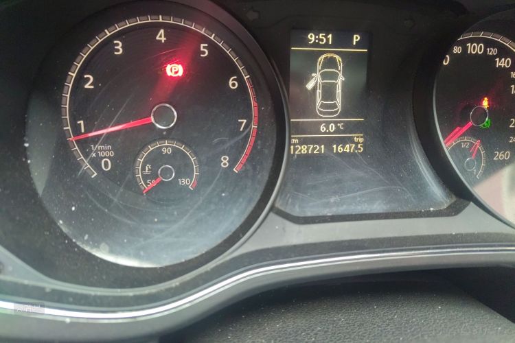 Volkswagen Passat 2016 car image #14