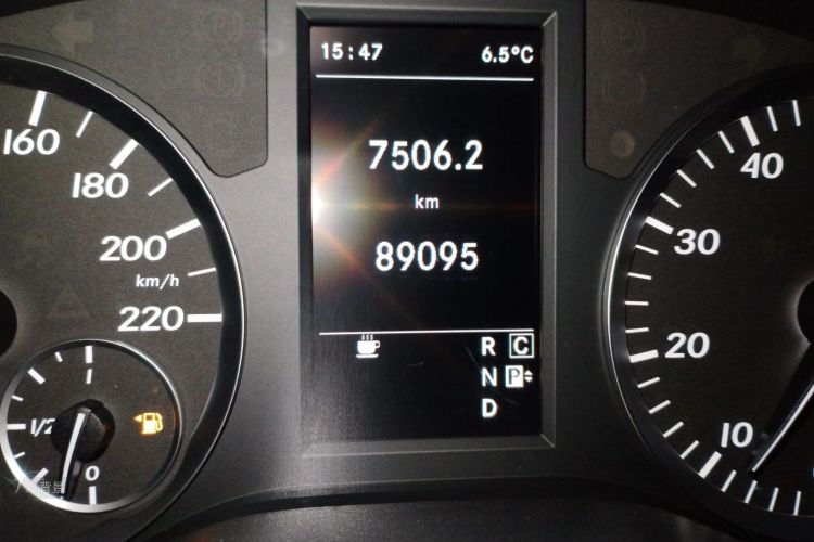 Mercedes-Benz Vito 2020 car image #14