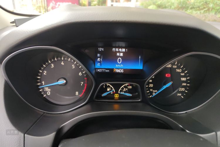 Ford Focus 2017 car image #14