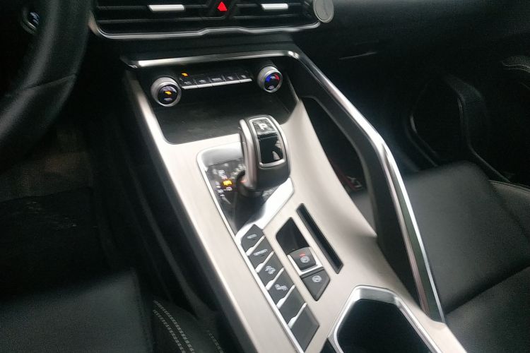 GEELY Coolray 2019 car image #14