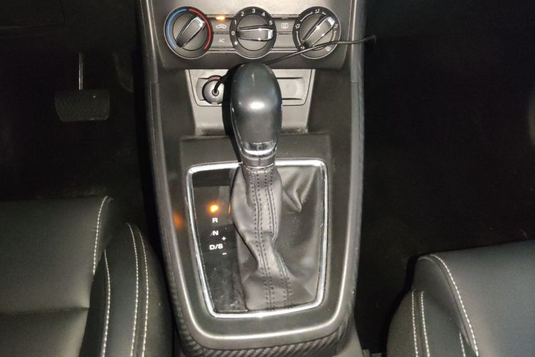 MG ZS 2019 #14 MG ZS 2019 car image #14