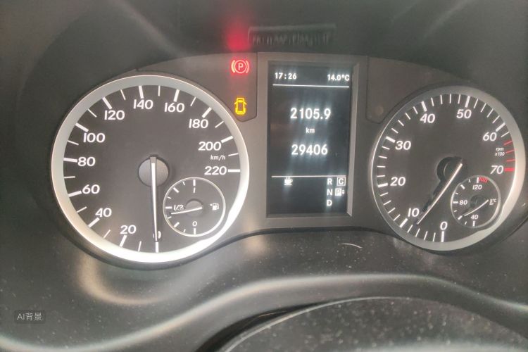 Mercedes-Benz Vito 2018 immagine di auto #14