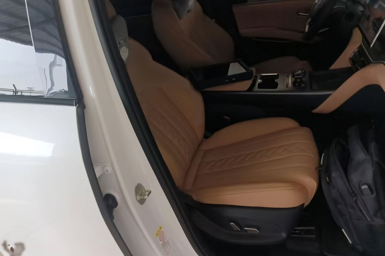 BYD SongL DM-i 2024 car image #14