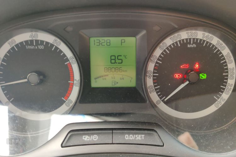 Skoda Fabia 2017 immagine di auto #14