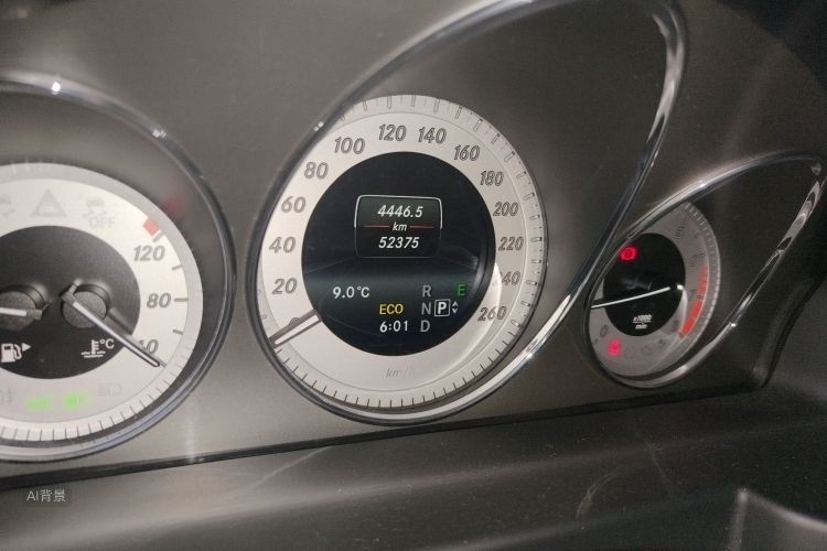 Mercedes-Benz GLK Class 2014 car image #14