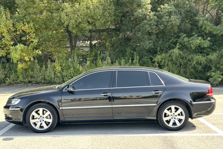 Volkswagen Pheaton 2016 immagine di auto #14