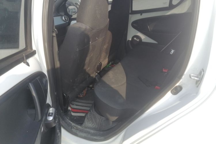 BYD e1 2020 #14 BYD e1 2020 car image #14