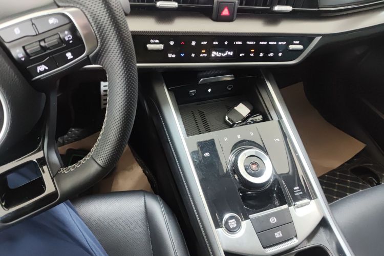 起亚 狮铂拓界 2025 汽车图片 #14