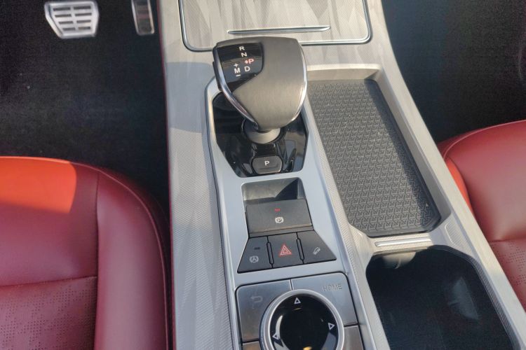 Jetour X70 PRO 2023 car image #14