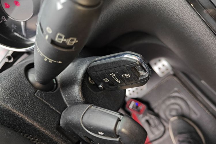 Peugeot 3008 2016 immagine di auto #14