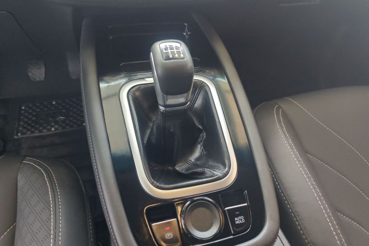 X70M 2020 car image #14