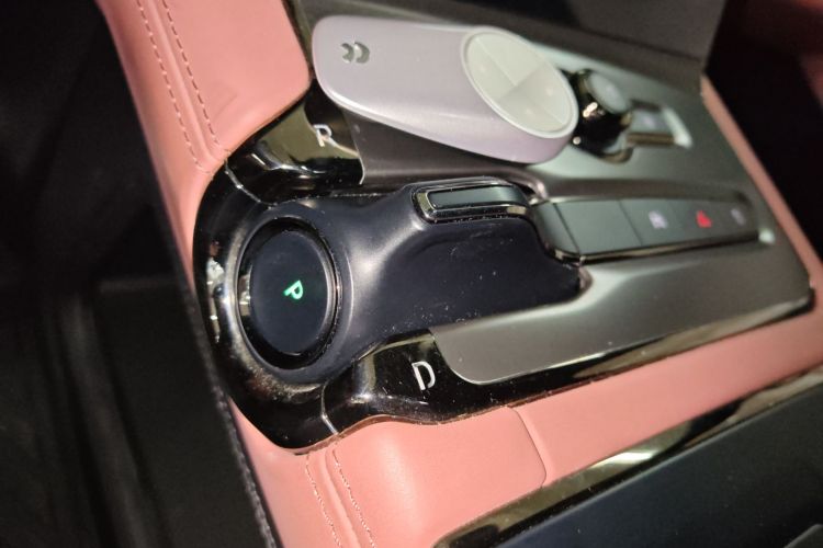 NIO EC6 2021 صورة سيارة #14