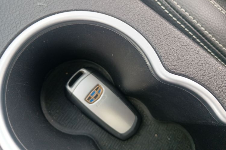 GEELY Vision X6 2018 car image #14