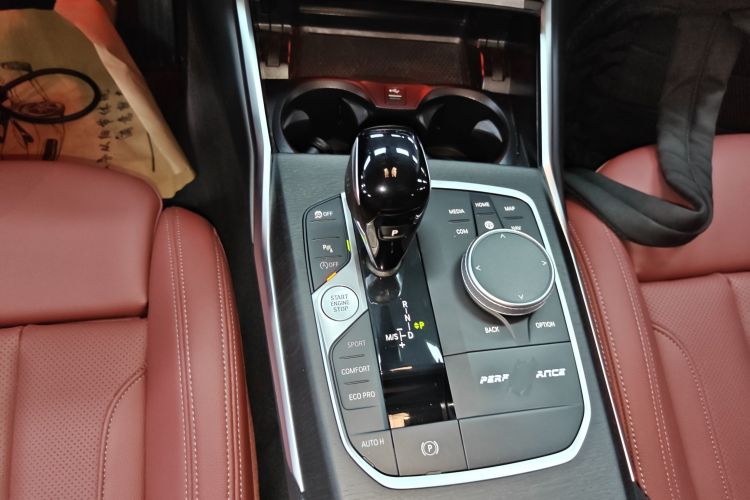 BMW 4 Series 2023 car image #14