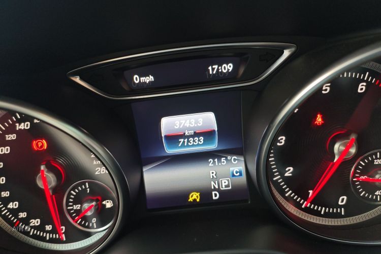 Mercedes-Benz CLA Class (Imported) 2018 car image #14