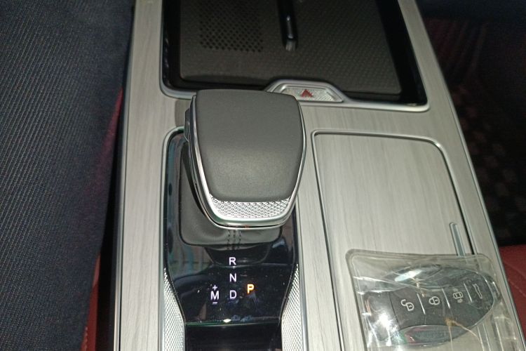 HongQi HS5 2025 car image #14