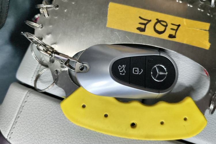 Mercedes-Benz EQE SUV 2023 car image #14