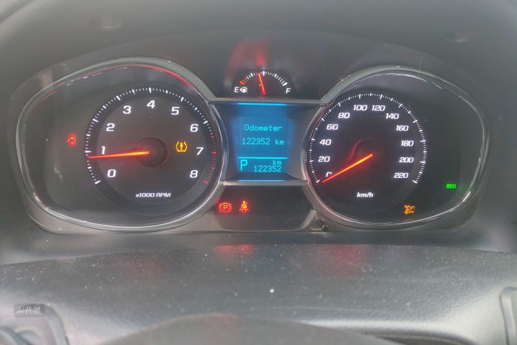 Chevrolet Captiva 2016 car image #14