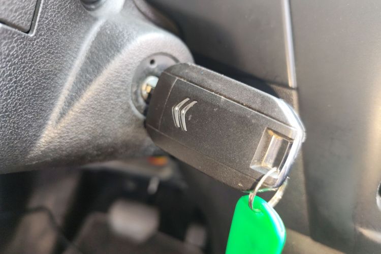 Citroen C3-XR 2018 #14 Citroen C3-XR 2018 car image #14