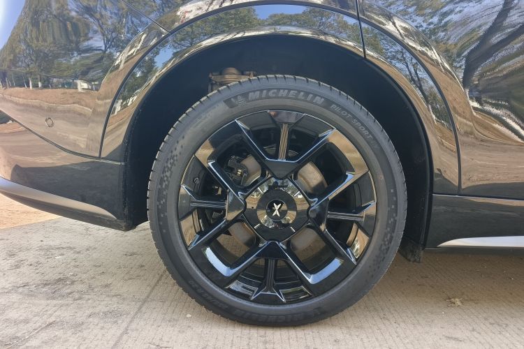 小鹏 2025 汽车图片 #14