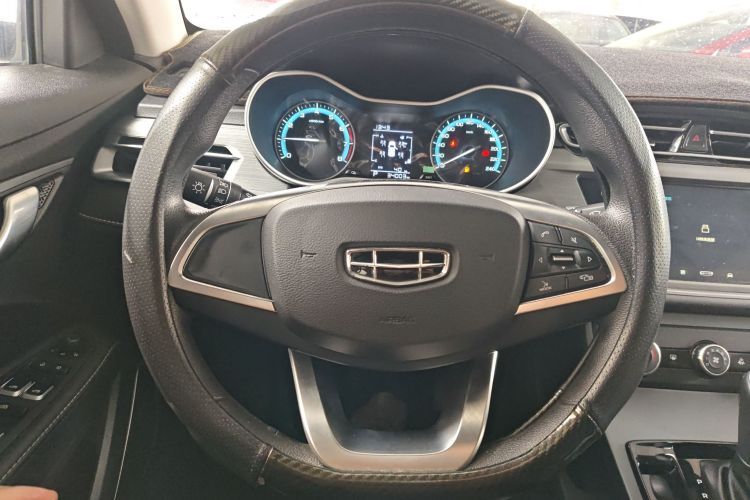 Emgrand 2022 car image #14