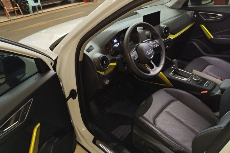 Q2L 2019 car image #14