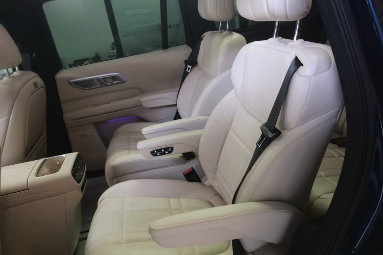 Deepal S09 2025 صورة سيارة #14