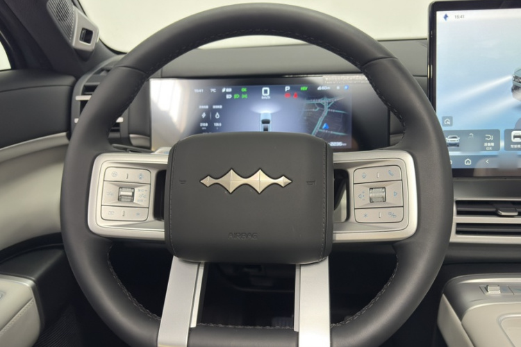 FangChengBao Tiger 7 2025 car image #14