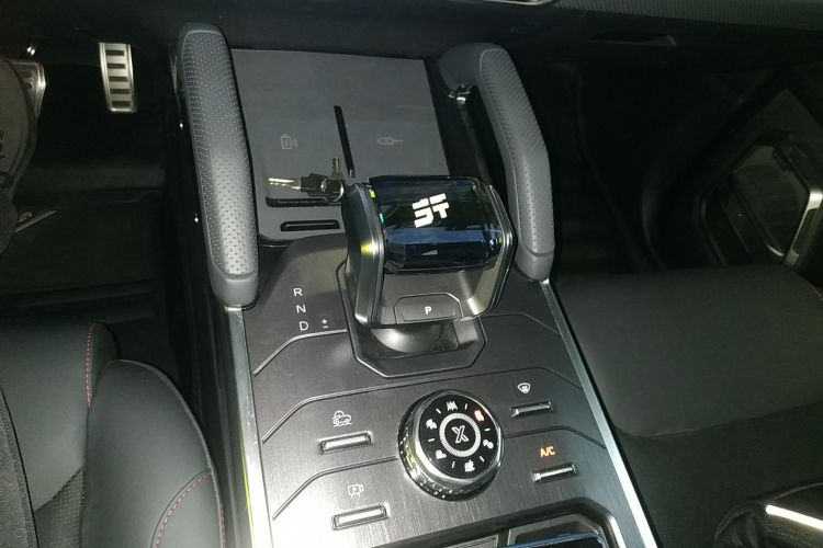 Jetour Traveller 2024 car image #14