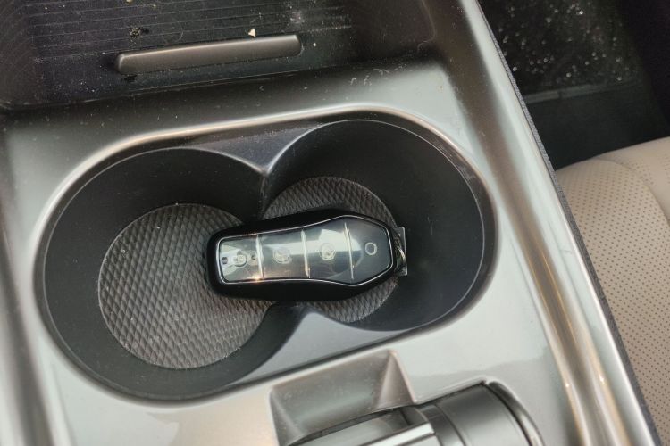 BYD Dolphin 2024 #14 BYD Dolphin 2024 car image #14