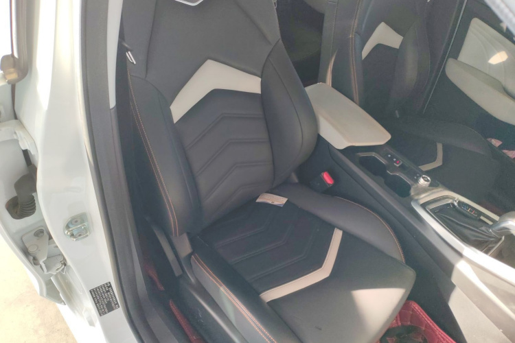 Kaiyi Xuandu 2021 #14 Kaiyi Xuandu 2021 car image #14