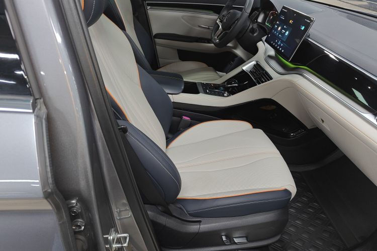 BYD Song Plus New Energy 2021 car image #14