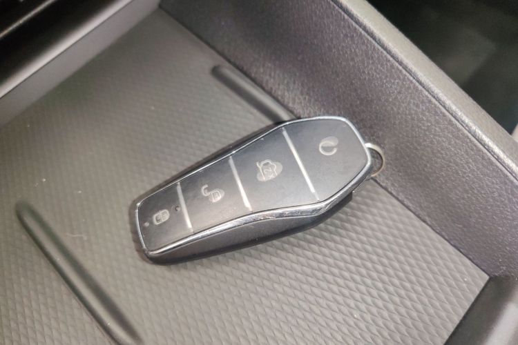 BYD Seal 05 DM-i 2025 car image #14