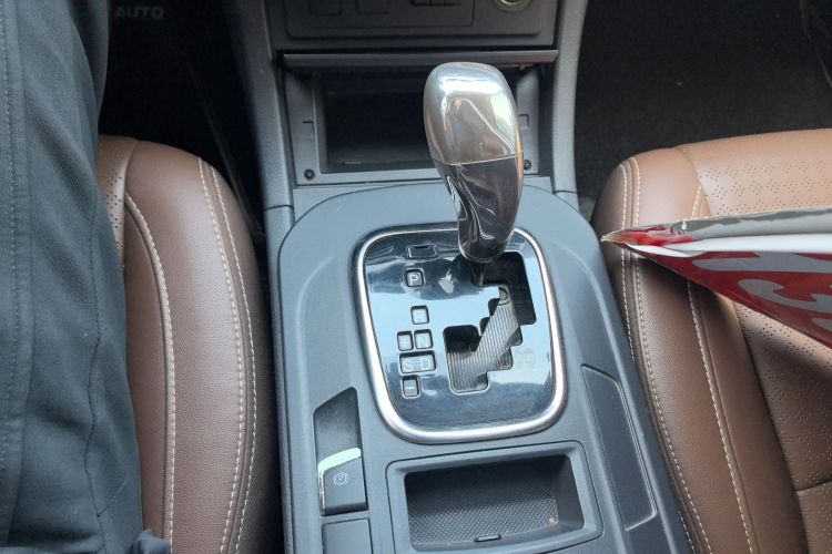 BYD S7 2018 #14 BYD S7 2018 car image #14