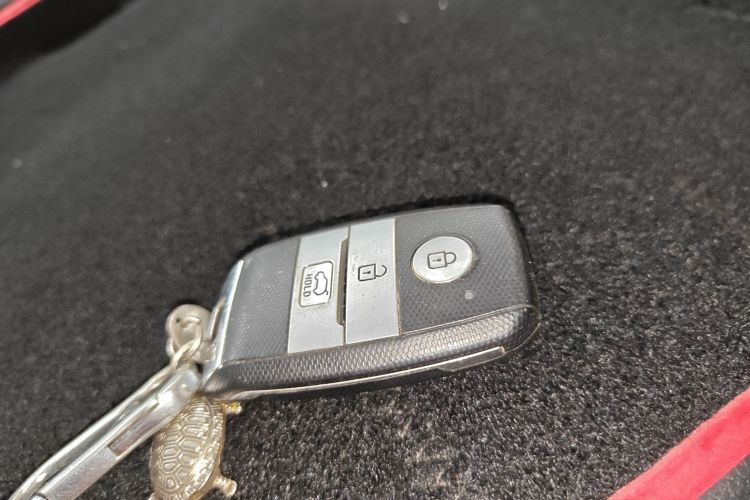 Kia KX5 2016 صورة سيارة #14