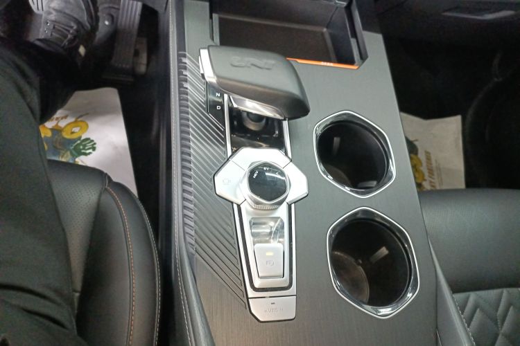 Changan UNI-K iDD 2022 car image #14