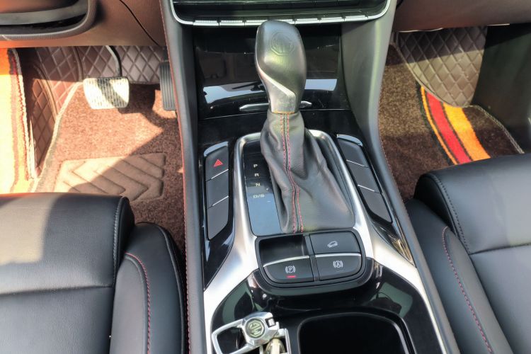 MG HS 2020 car image #14