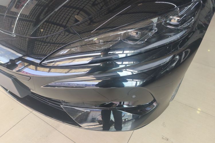 Denza Z9GT 2025 car image #14