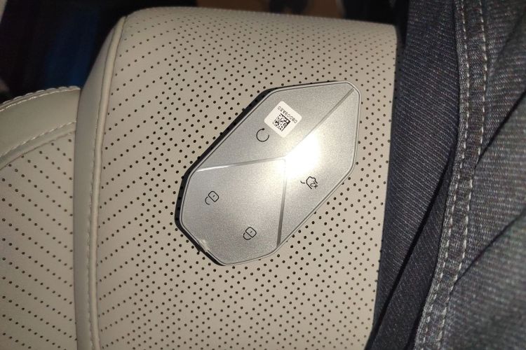 FangChengBao Tiger 7 2025 car image #14