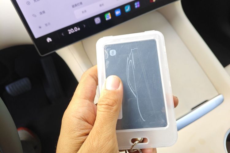 MI YU7 2025 car image #14