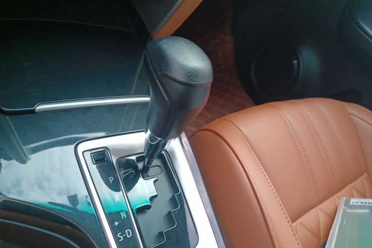 Toyota Fortuner 2020 #14 Toyota Fortuner 2020 car image #14